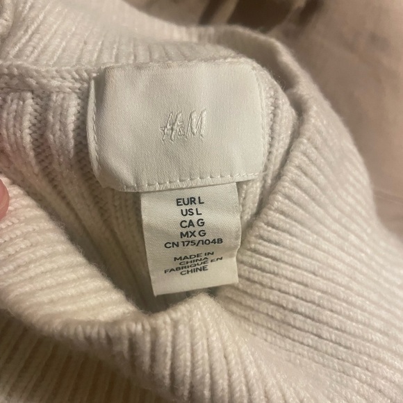 H&M Chunky Knit Sweater Dress - Picture 4 of 4